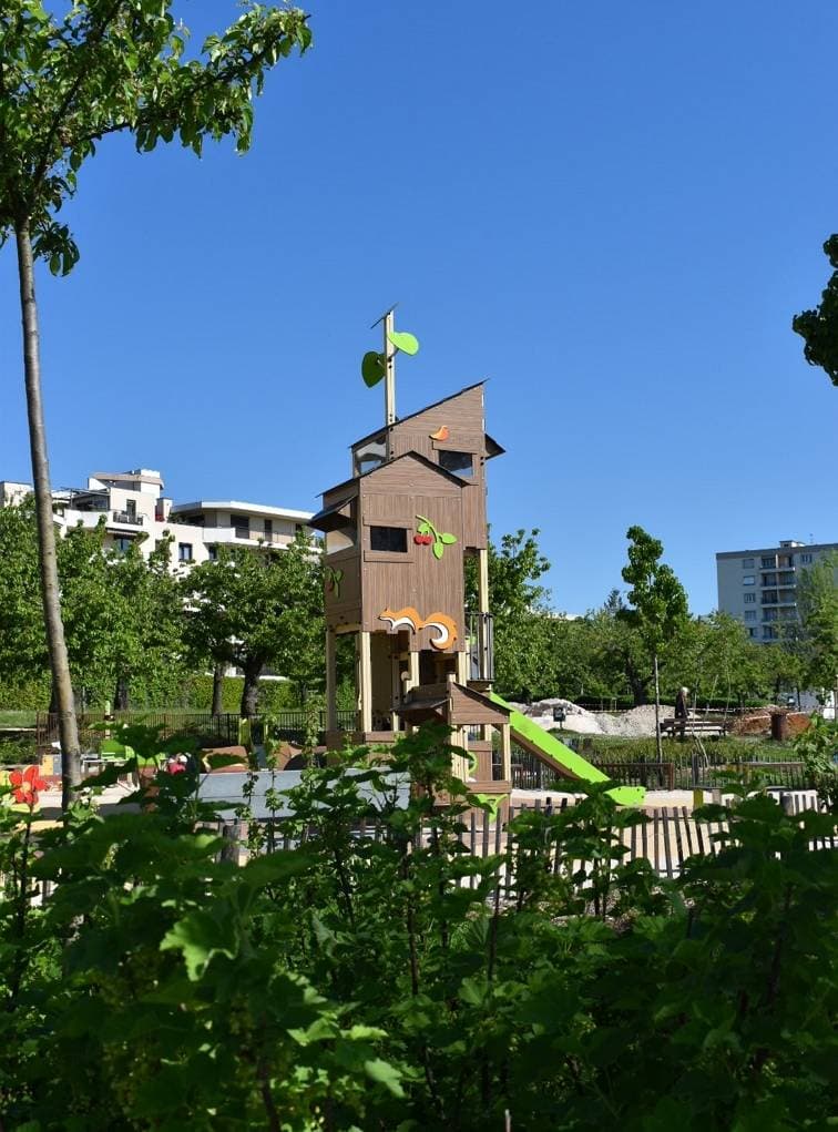 Aire de jeux Talant la Cerisaie des sens